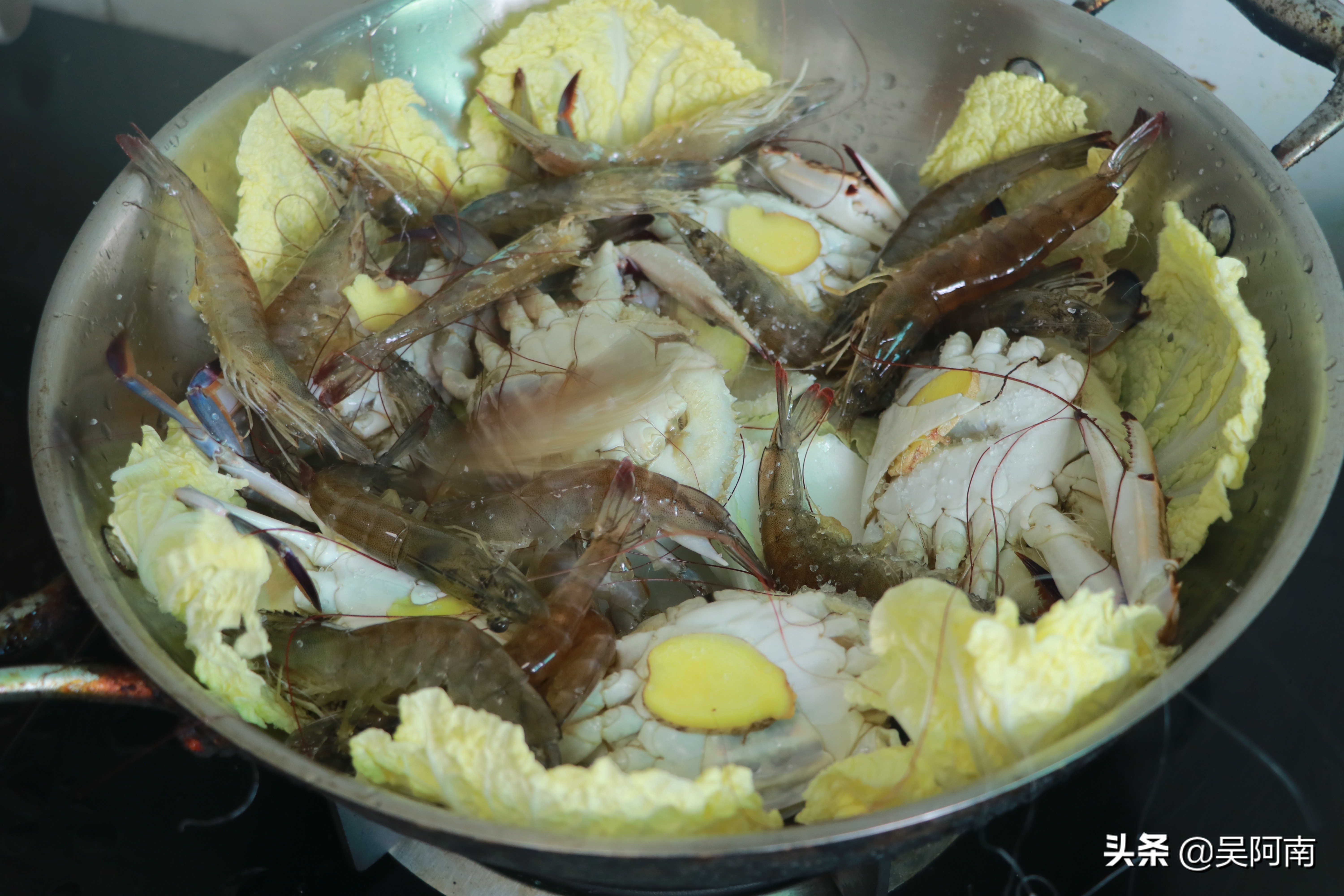 什么时候的螃蟹最肥美,教你挑选螃蟹的8个技巧