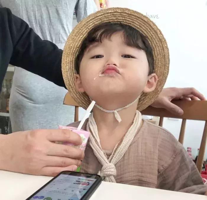 接吻时如何判断女生是初吻,怎么判断男生是不是初吻呢