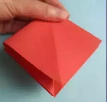 银杏叶手工花贴画幼儿园简单,彩色皱纹纸怎么做手工花幼儿园