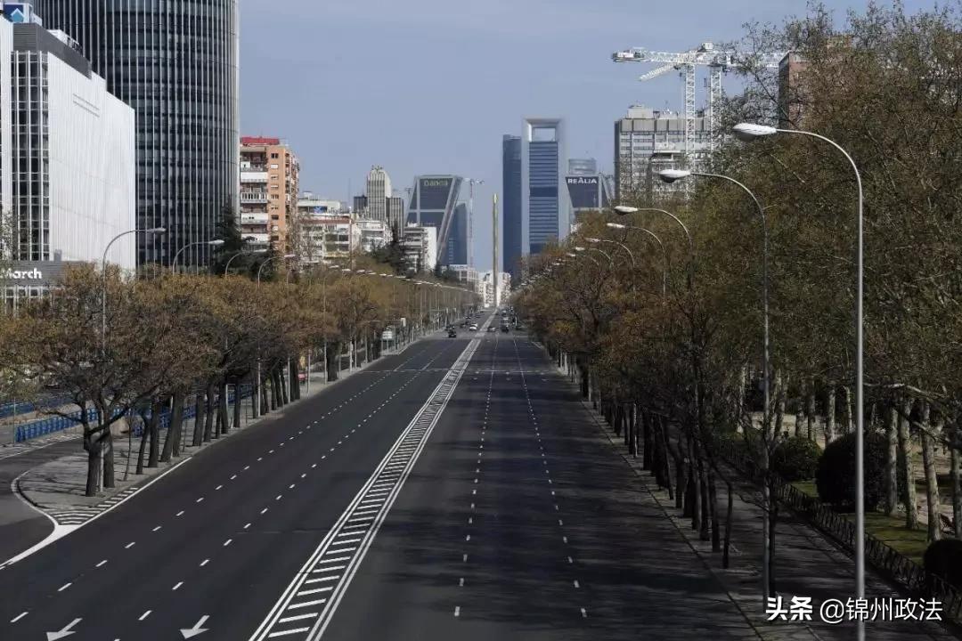 张文宏疫情防控关键看三个方面,张文宏教授支招防控新型冠状病毒