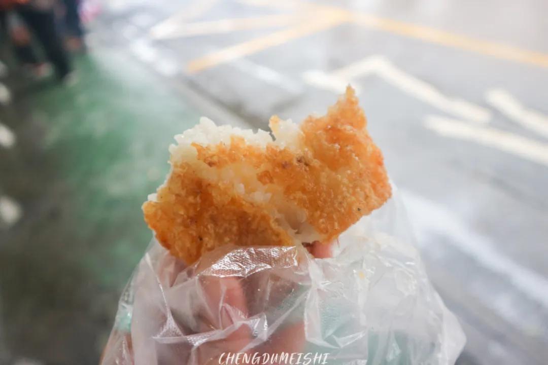 成都闹市区有家苍蝇馆子40平米,成都苍蝇馆子本地人推荐便宜好吃