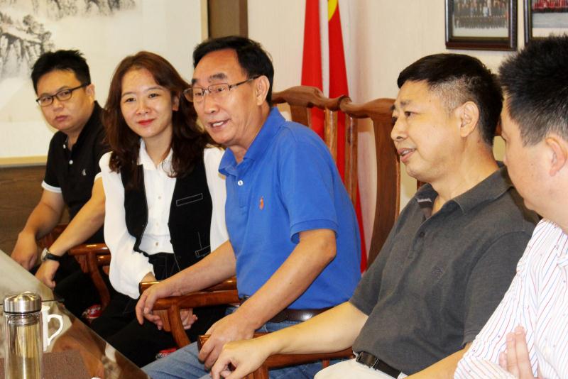 静松播报|潜江市委常委王玉梅一行到访四川省湖北商会