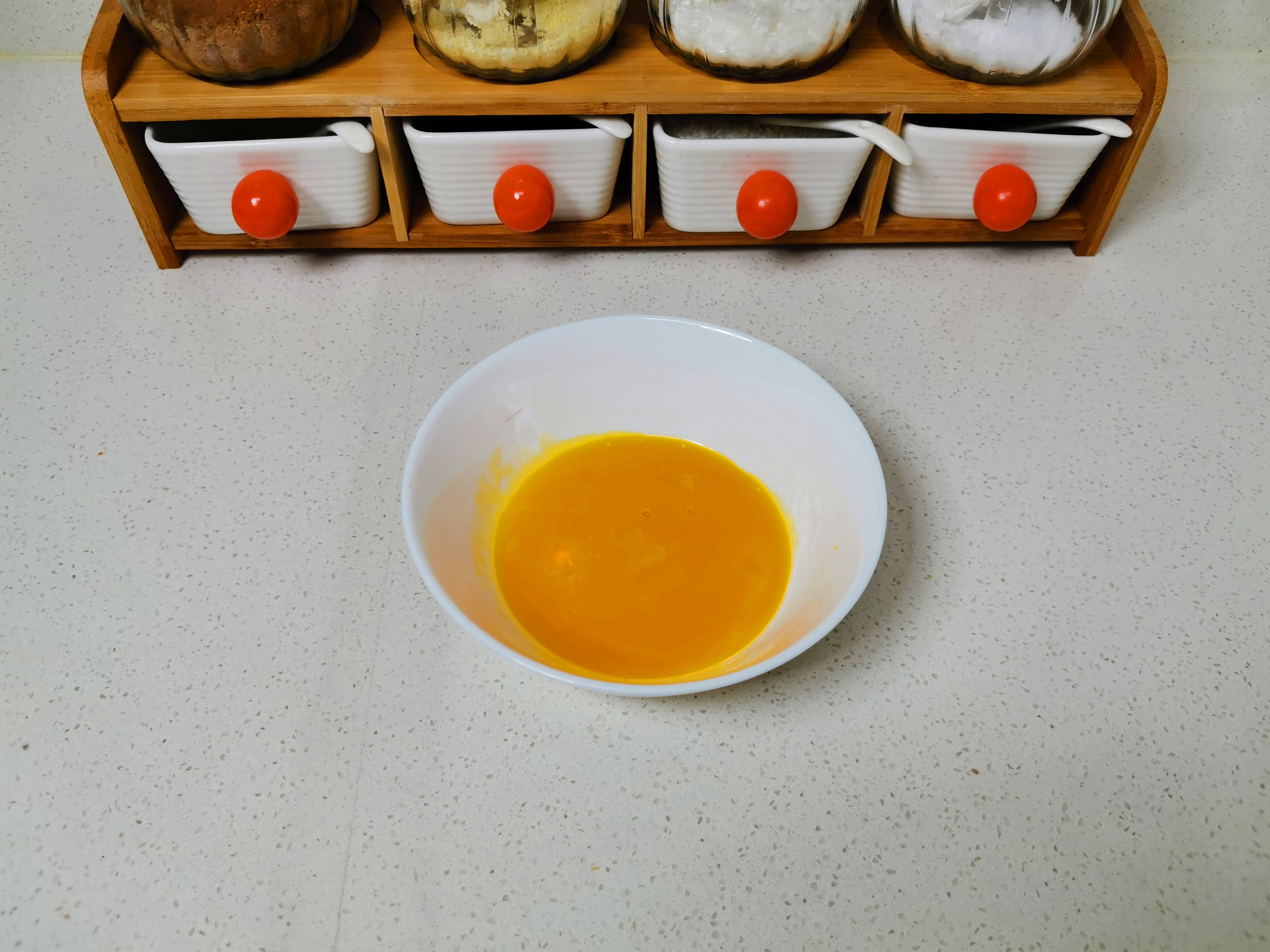 为啥蛋炒饭做得这么粘,为什么做蛋炒饭总是粘锅