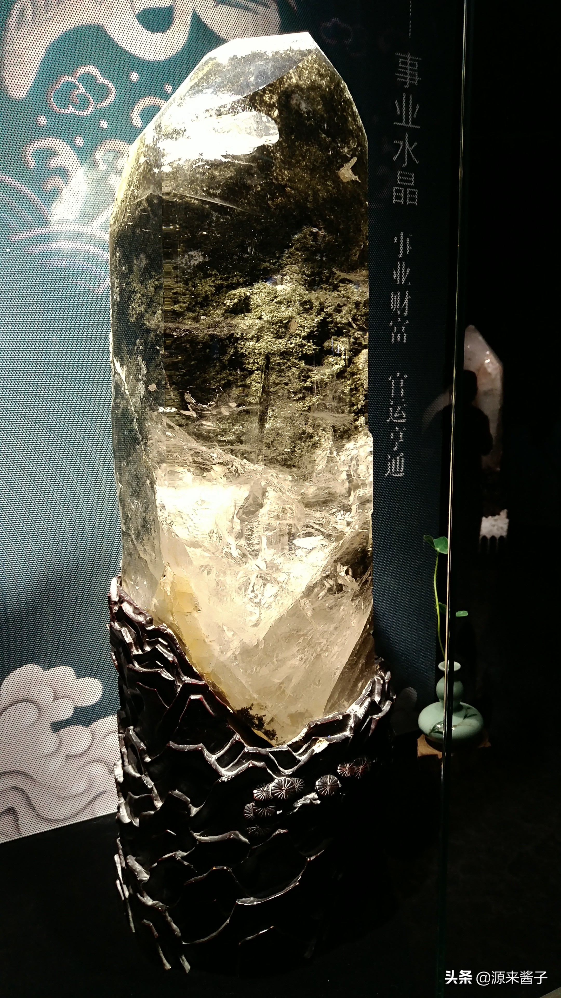 三亚景点有一个水晶石叫什么,三亚天涯海角水晶石