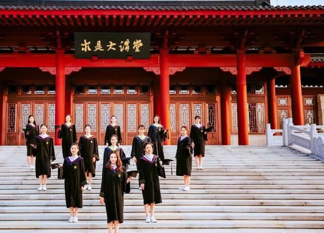 毕业难就业的十大专业,各行业饱和导致就业难