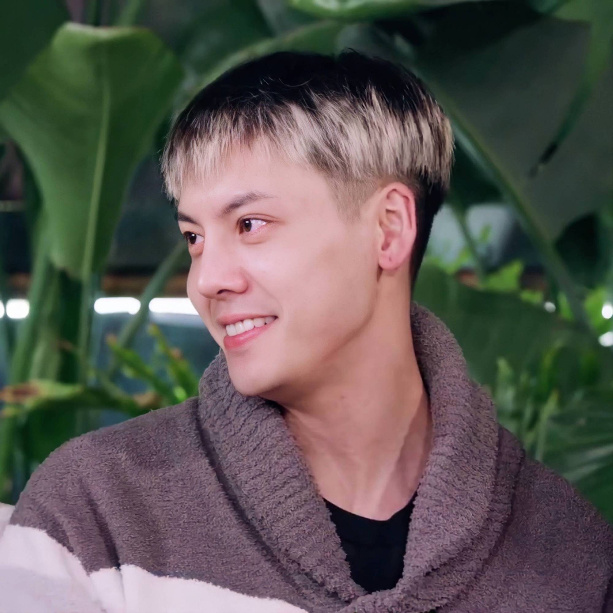 欧阳娜娜陈伟霆最新照片,陈伟霆与欧阳娜娜合照