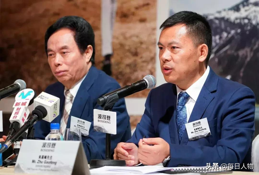 波司登羽绒服今年换设计师了吗,设计感羽绒服波司登