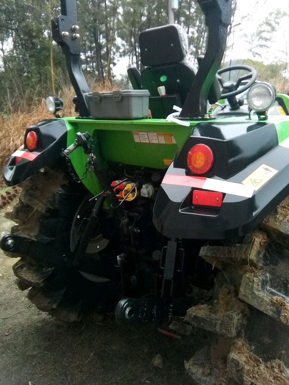 道依茨法尔1204拖拉机最新款,道依茨法尔拖拉机704拉木头