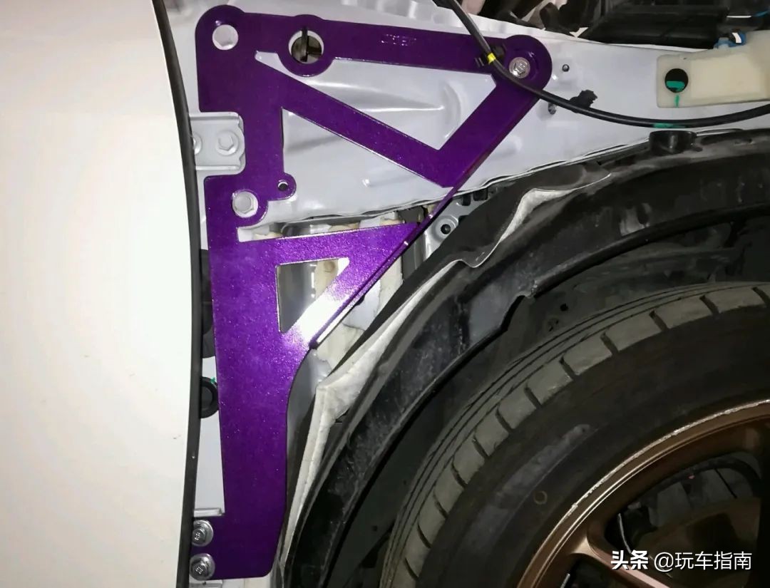 最新本田十代思域两厢车,本田思域十代提升动力改哪些