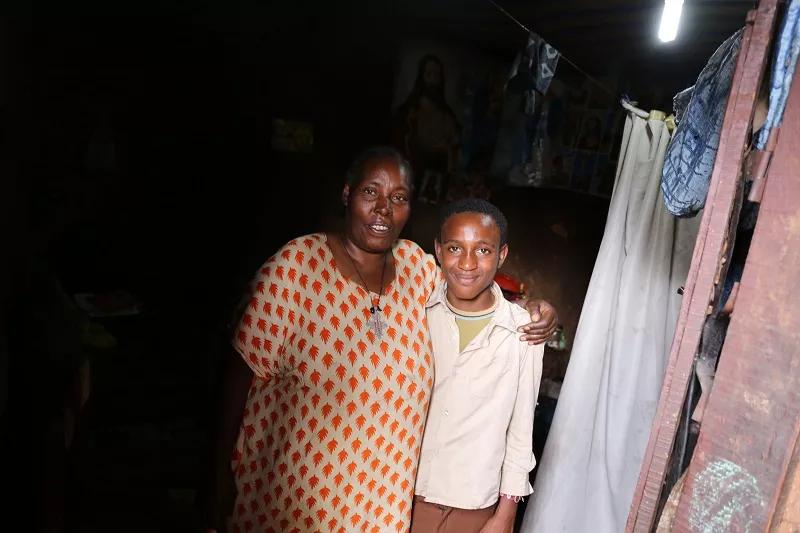 谢谢你们,我的生活很好,学习很棒