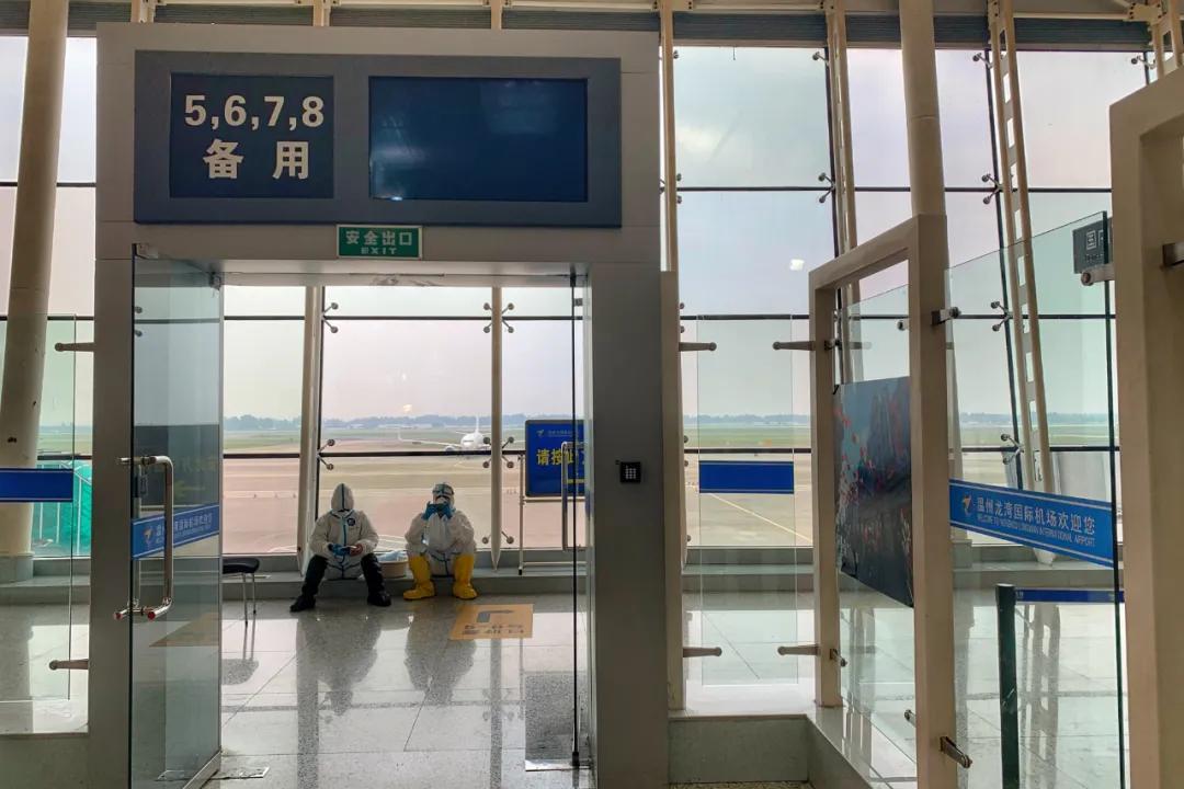 国际航班入境如何通过海关检查,入境高风险航班