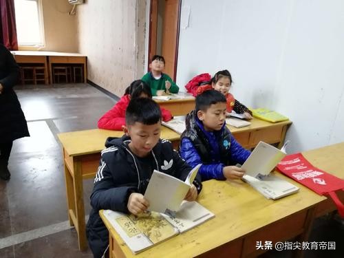 一年级课外阅读中国古代寓言故事,寓言故事三年级必背小古文