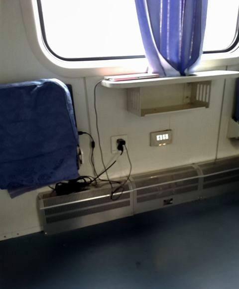 火车三层硬卧,硬卧火车视频