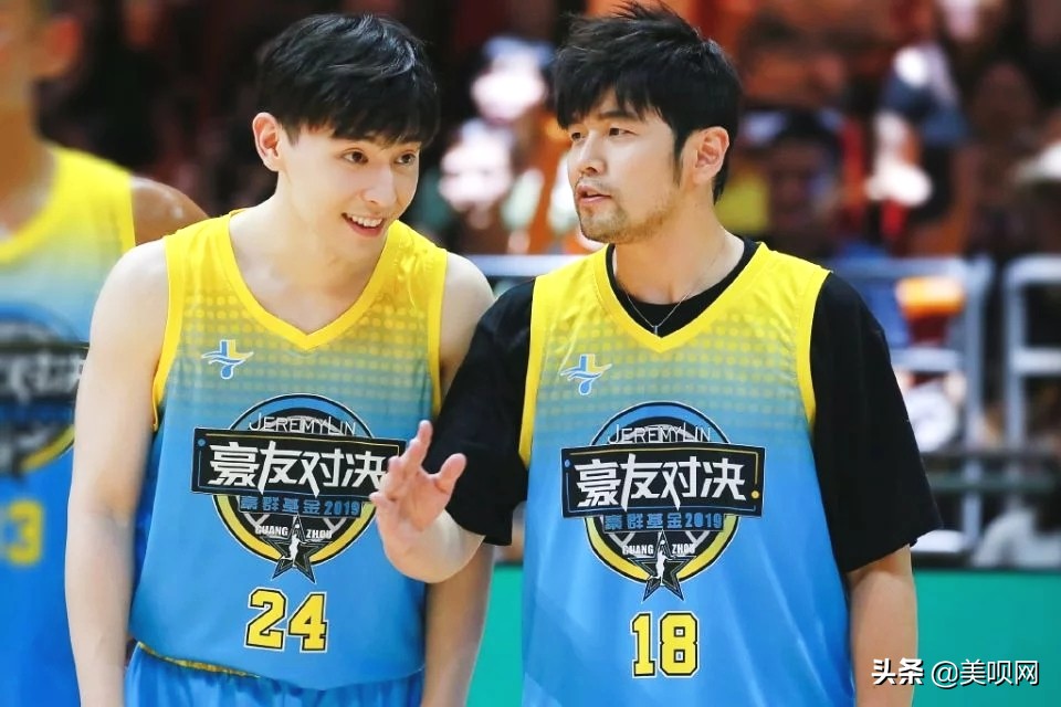 王源王俊凯杨紫肖战,微博之夜肖战杨紫王源