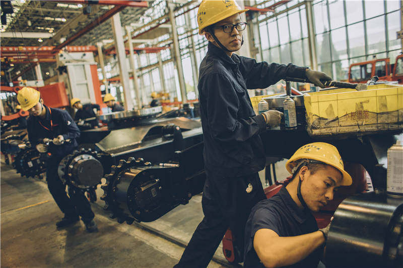 三一挖掘机：与宏观经济共舞