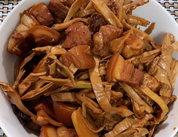 笋干菜烧肉杭州,笋干烧肉徽菜