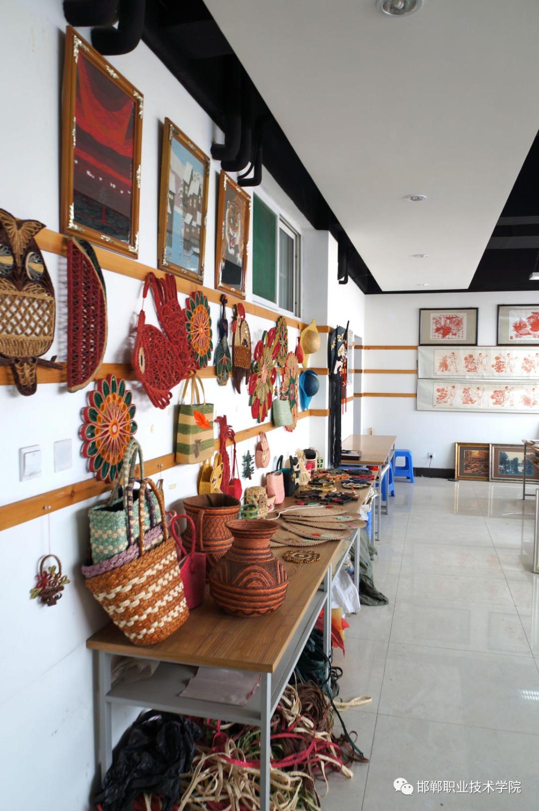 邯郸艺术职业学院简介,邯郸职业技术学院旅游与商贸系