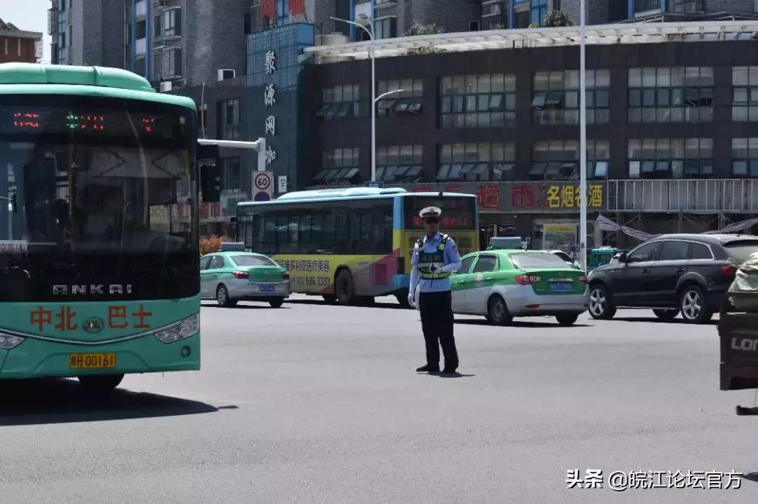 致敬｜与烈日同行，你们是安庆最美的风景