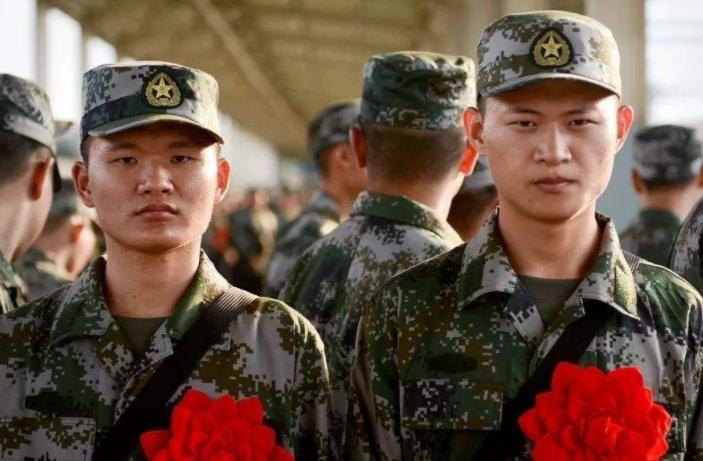 士官生本科和专科到部队有区别吗,在部队上考士官有什么好处