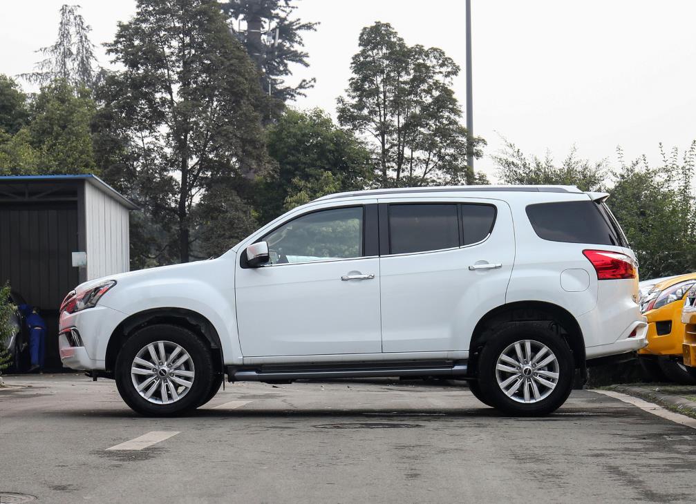 柴油suv哪一款稳定性最好,suv好还是轿车适合家用