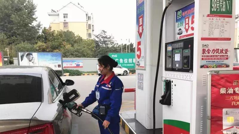 中石化服务承诺和宗旨,加油站年销售四千万吨汽油