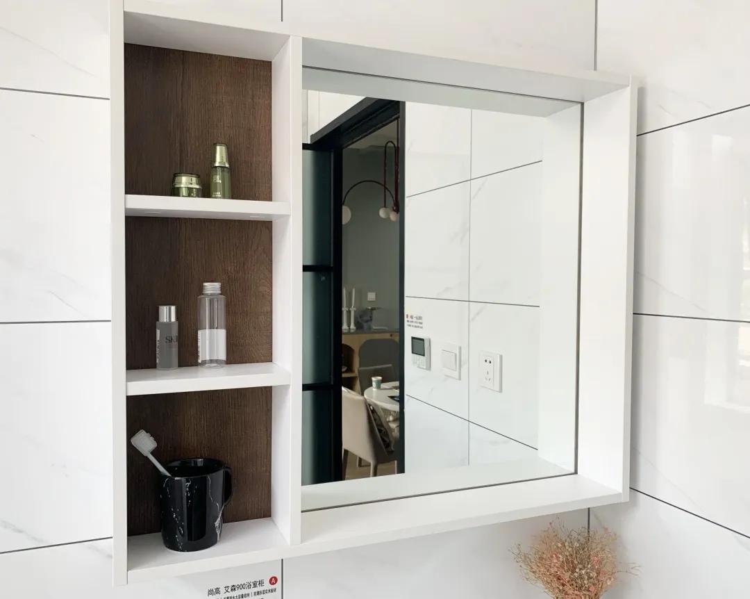 扔掉浴室柜,浴室柜非常难看想扔了