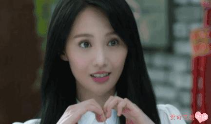 今秋流行的减龄穿搭，让你年轻不止10岁哦