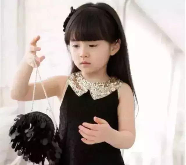 这几种裤子别再让孩子穿了,特别厚的裤子适合宝宝穿吗