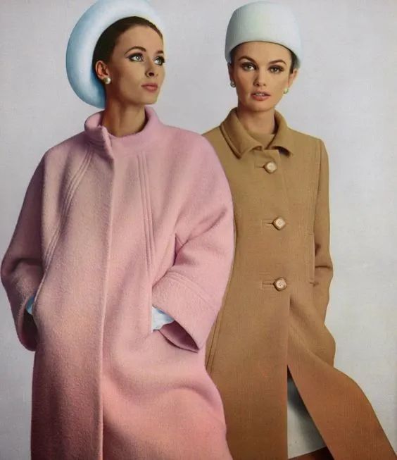 为什么说赫本的穿搭是法式风格 (赫本最经典的着装)