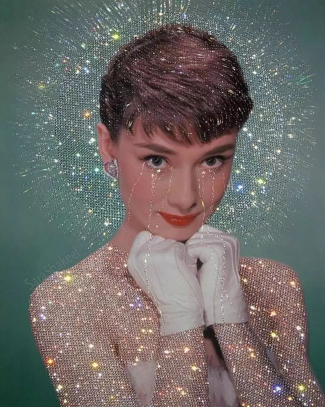 万物皆可「施华洛世奇」！大概没有这个妹子造不出的blingbling