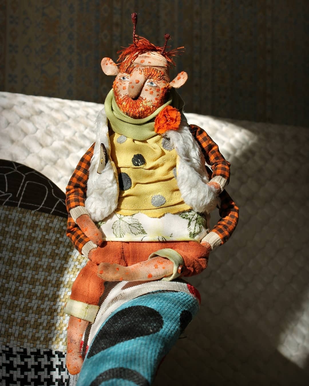 国外艺术家的布艺玩偶作品，非常有创意和想象力