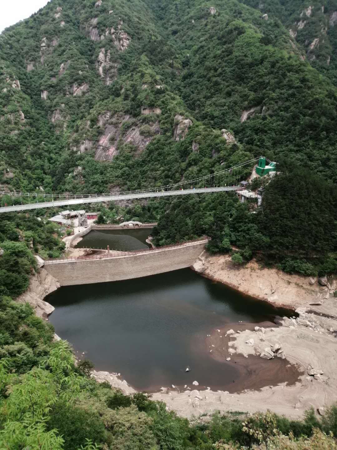 卧龙谷风光,卧龙谷秋色图片