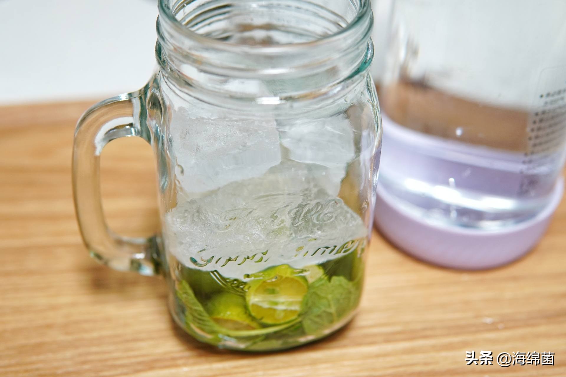 教你做一杯超好喝的夏日饮料,简单自制气泡水饮料