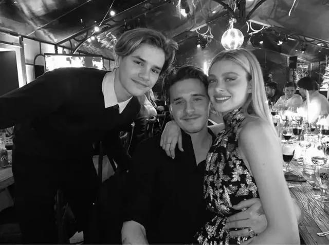 贝克汉姆成长史 (贝克汉姆年轻时和儿子对比)