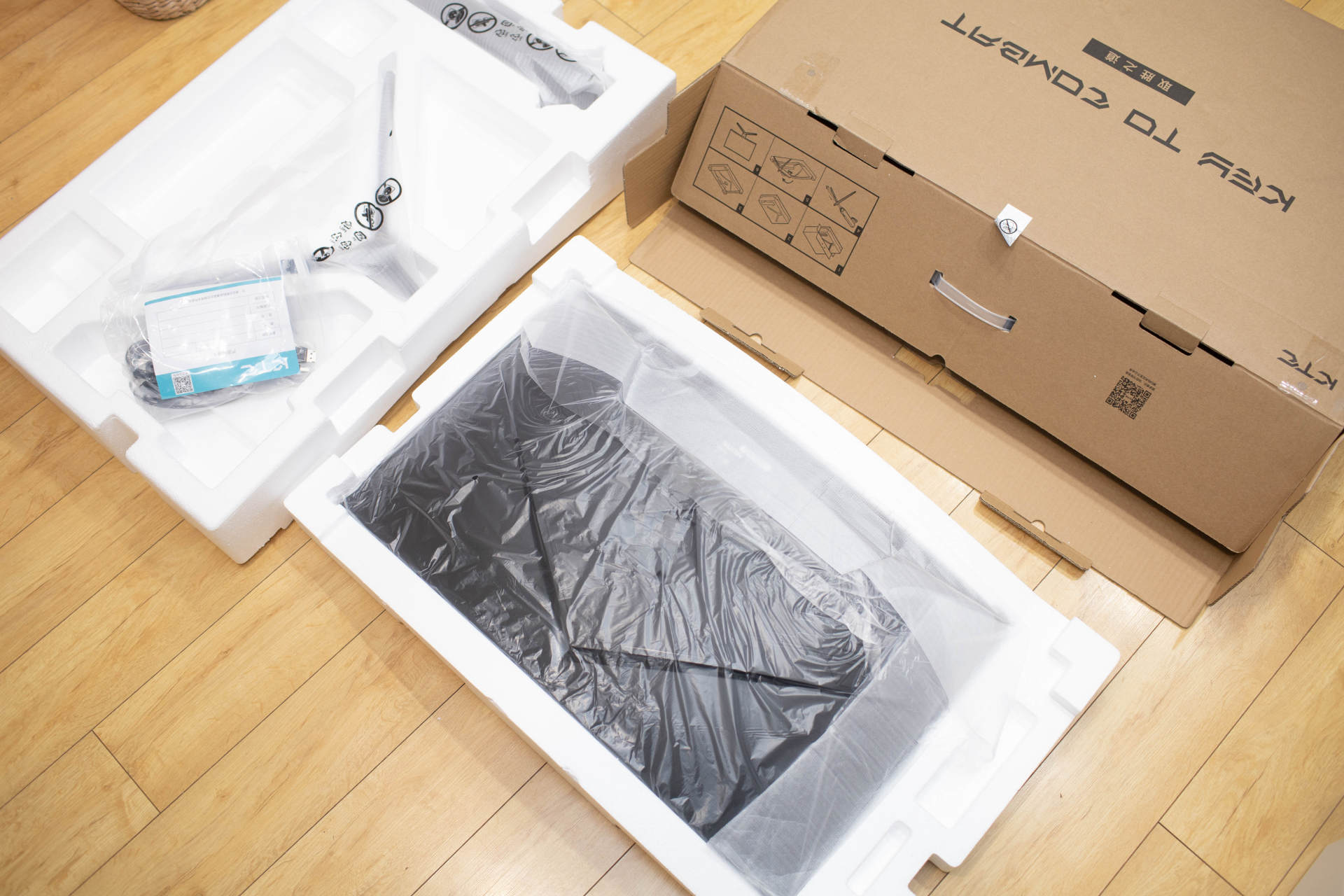 ktc48寸显示器,32寸显示器1k144hz游戏体验