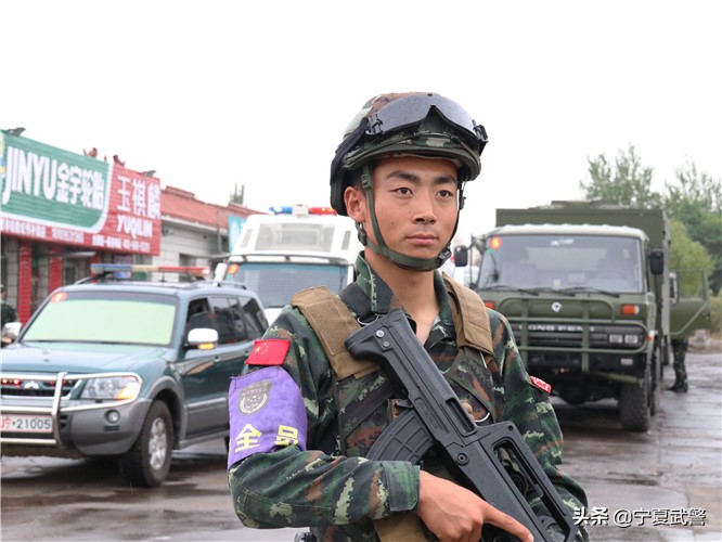 魔鬼周训练武警特战队员宣誓出征,魔鬼周训练天狼突击队