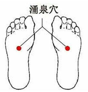 洗澡时这4件事尽量少做,洗澡着凉按什么穴位