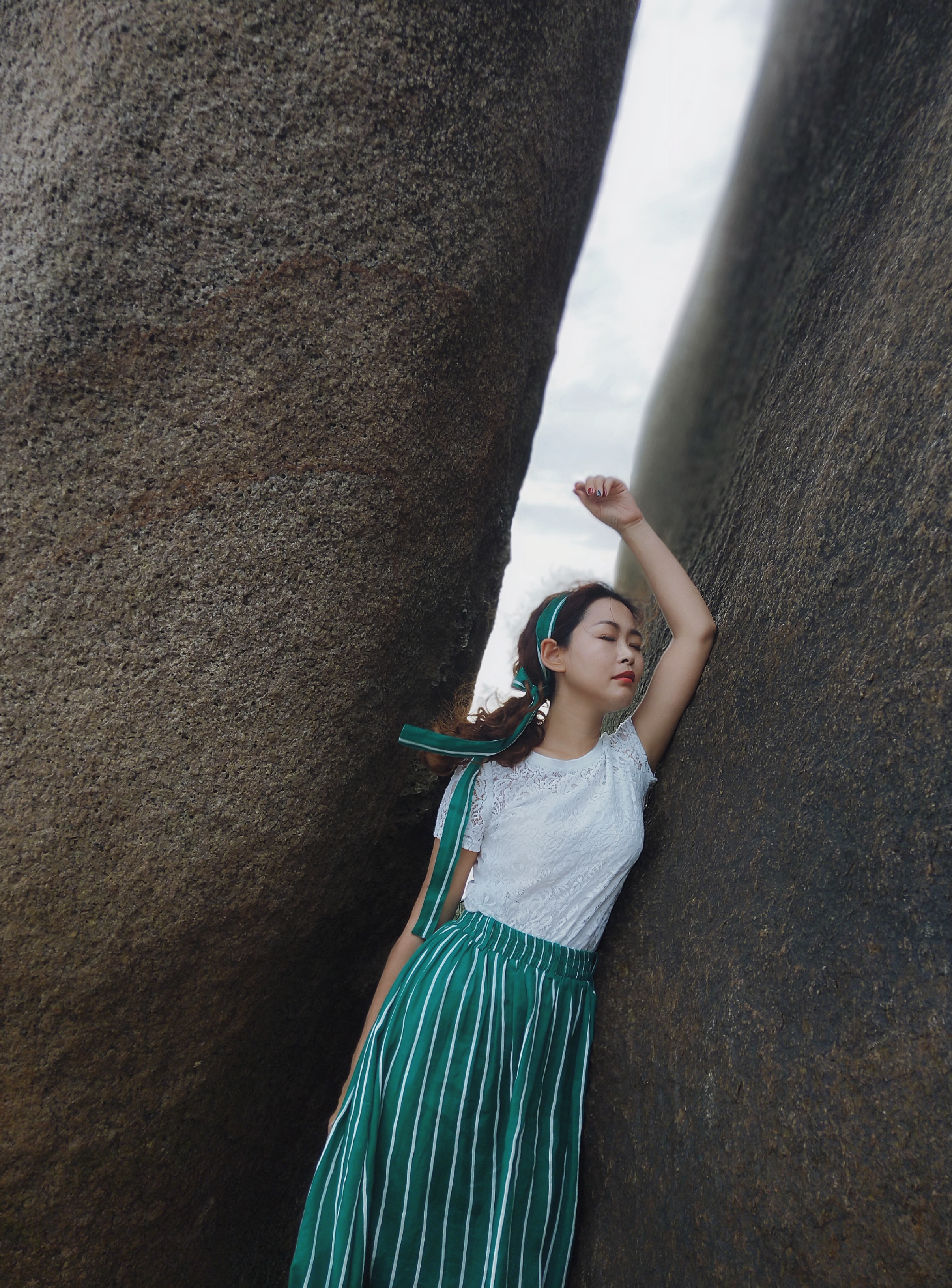 天涯海角就两块石头,天涯海角石头值不值