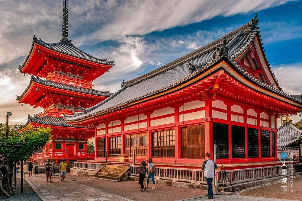 日本京都清水寺庙特殊之处,日本清水寺见证京都千年古韵风采