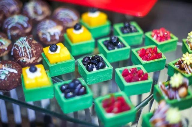 深圳这家五星级巴西烧烤无限吃，带上iPhoneXS的胃都塞不下！