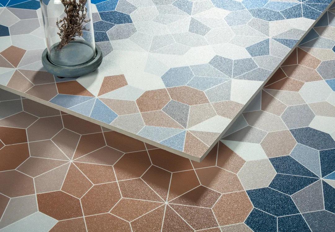 为什么都说强辉450x900mm中板在瓷砖界是“全能型选手”?