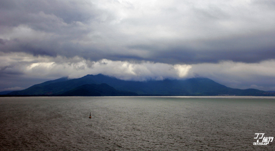 形容一个邮轮很豪华很大怎么说,不动声色可以形容美景吗