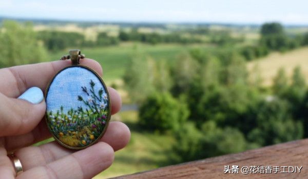 刺绣装饰项链,超级简单又可爱的刺绣教程