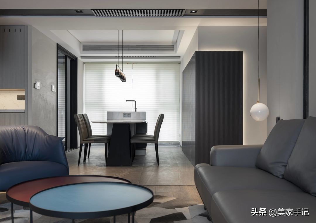 苏州夫妇140㎡家，主卧做个小改动，偷出一个衣帽间，真心实用