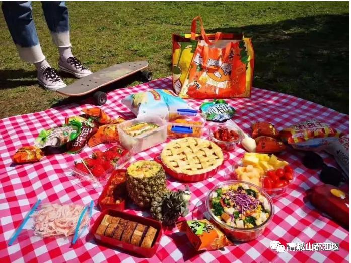 坐上公交去旅行!跟着这条101路线,带你玩遍大半个都江堰~一站一景,吃喝玩乐一网打尽!