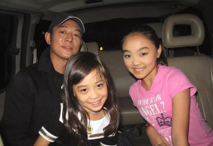 李连杰采访谈为利智还债,李连杰采访替利智还债