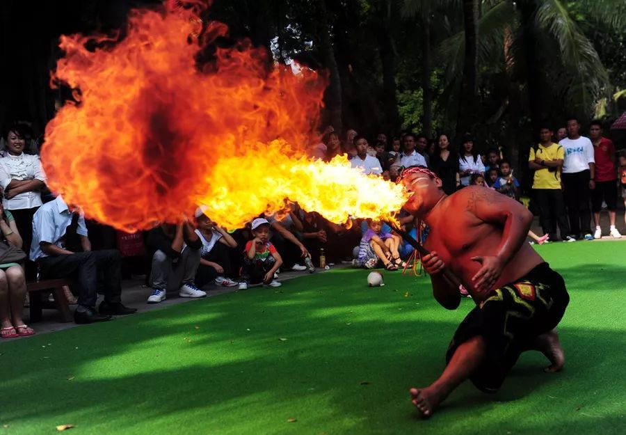 锦绣中华泼水节夜场泼水,锦绣中华泼水节泼水几点开始