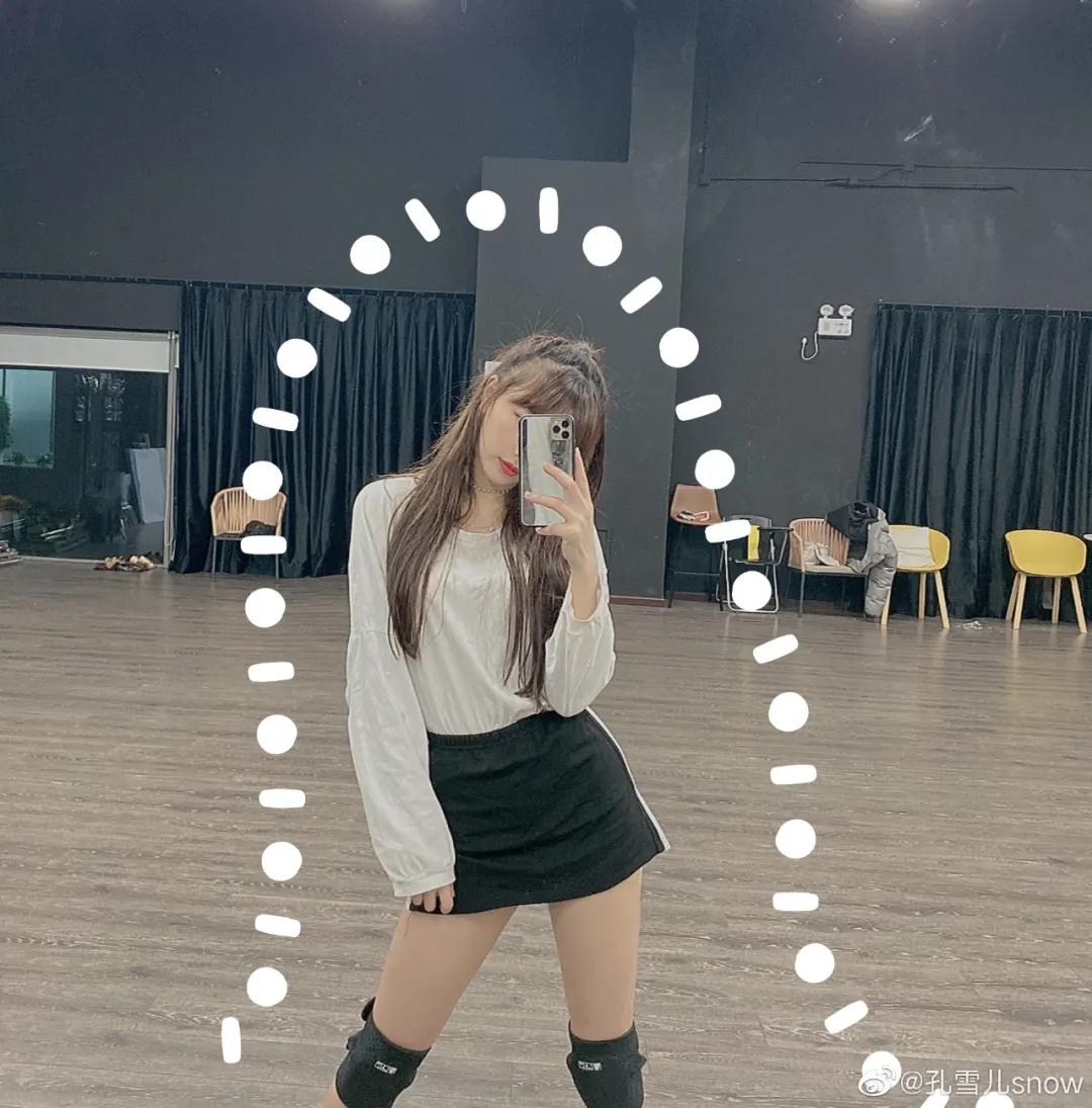 别的不说，《青你2》的*服私**是真的可！