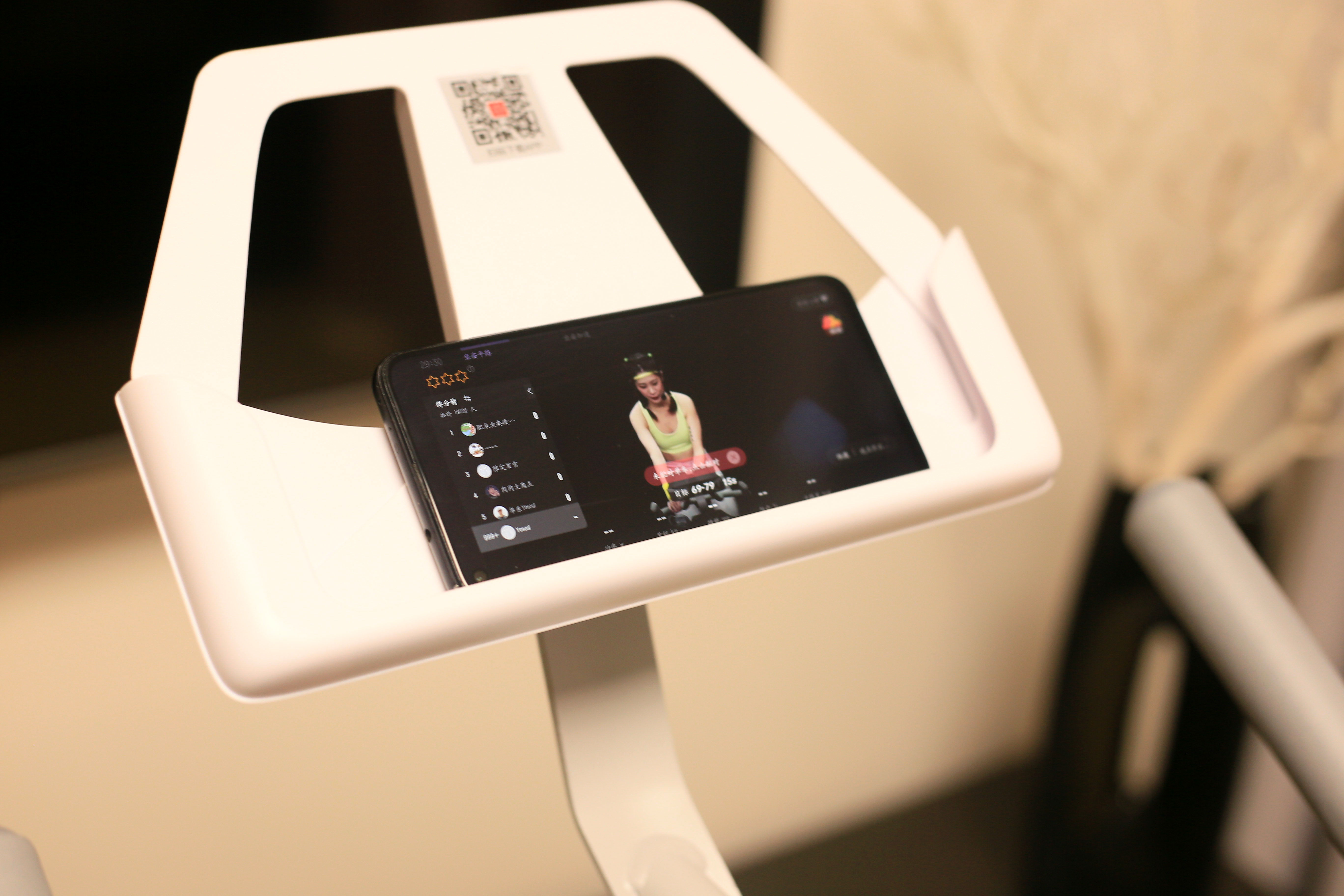 小巧静音，小户型最爱的健身神器——YESOUL野小兽M1动感单车体验