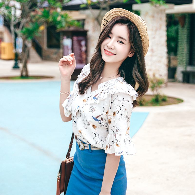 夏季长袖爆款洋气雪纺衫时尚减龄,今夏正火碎花雪纺衫